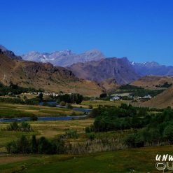 Alternative view of Srinagar To Leh Road Trip