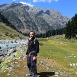 Hiking in Kashmir