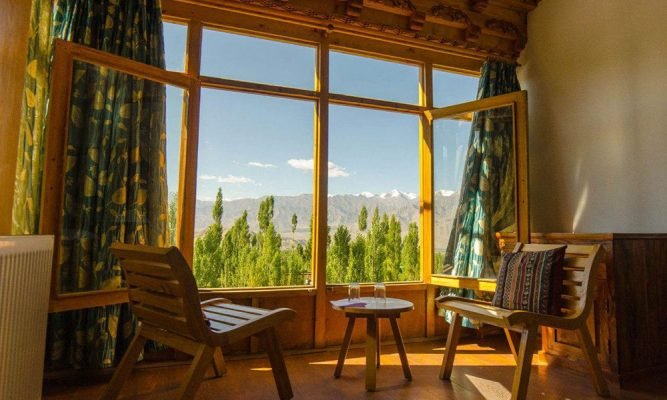 superior hotels in Leh