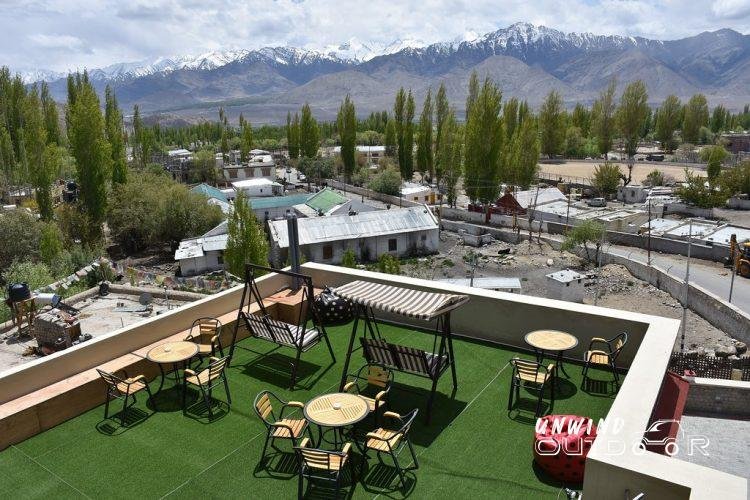 superior hotels in Leh